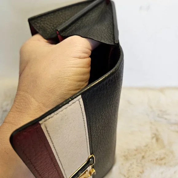 LV Portefeuille Capucines Long wallet - Picture 16 of 16